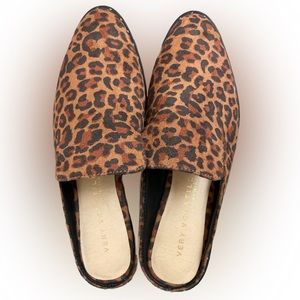 Very Volatile Leopard Print Flat Mules (6)